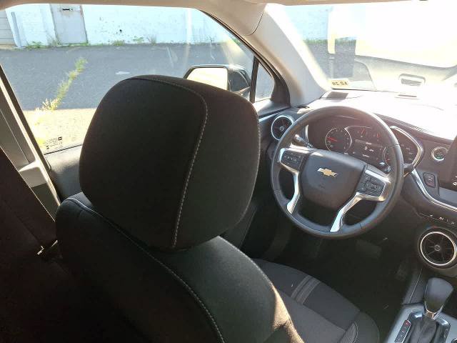Used 2025 Chevrolet Blazer LT AWD/4WD image 15