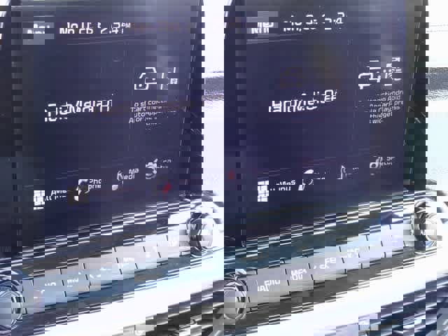 Used 2023 Kia Forte LXS image 17