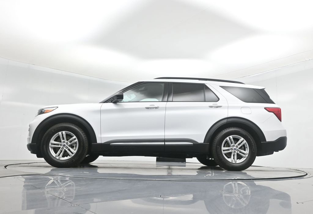 Certified 2021 Ford Explorer XLT image 8
