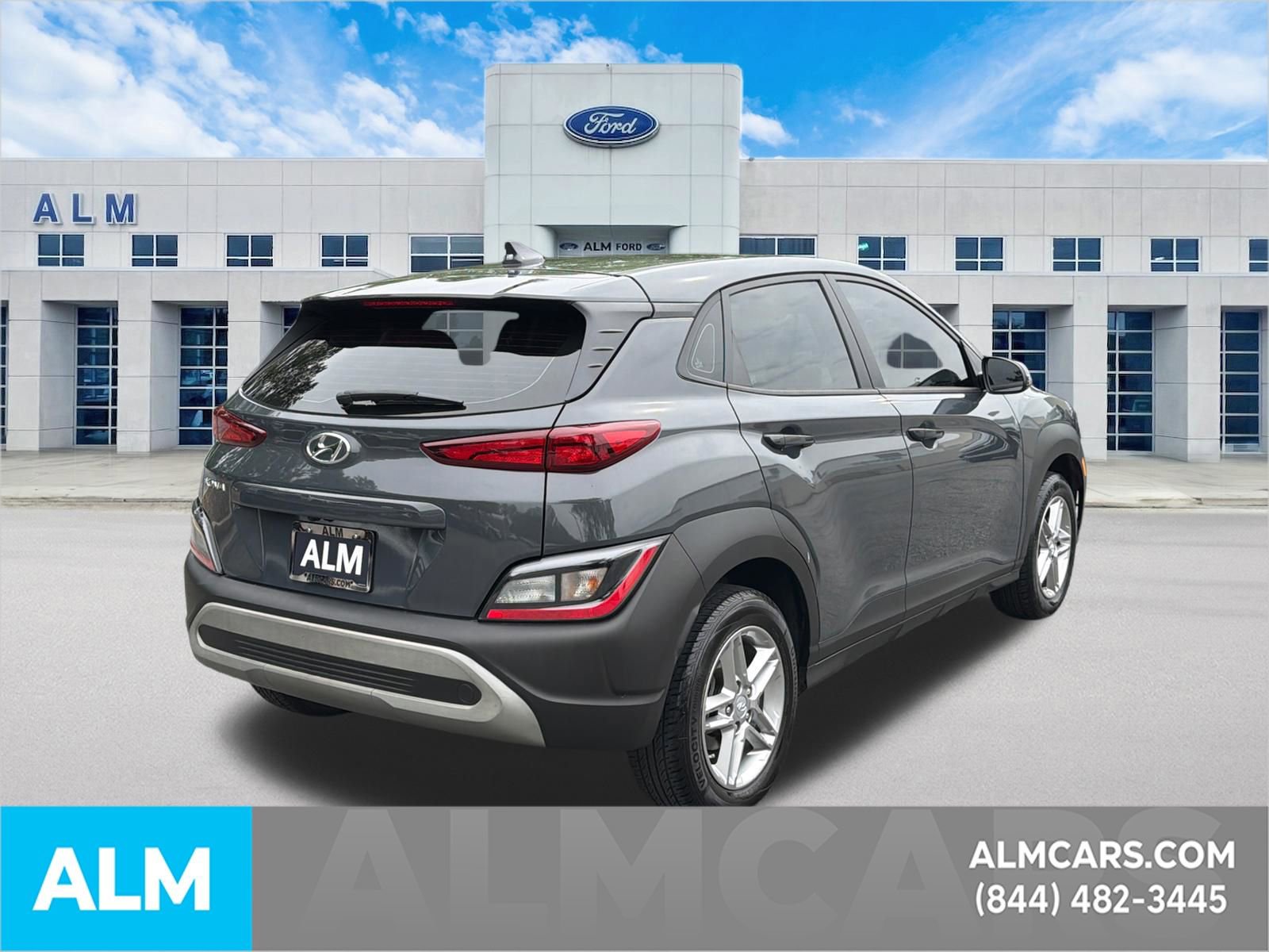 Used 2023 Hyundai Kona SE FWD image 5
