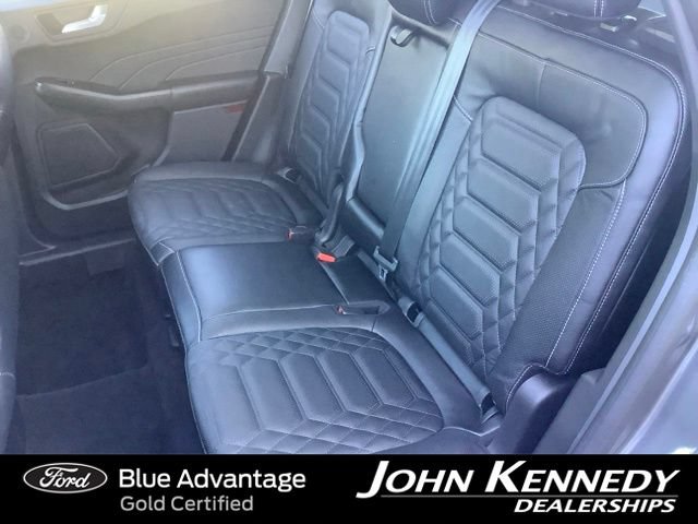 Certified 2023 Ford Escape Platinum w/ Premium Technology Package AWD/4WD image 31
