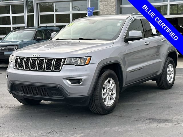 Used 2019 Jeep Grand Cherokee Laredo AWD/4WD image 4