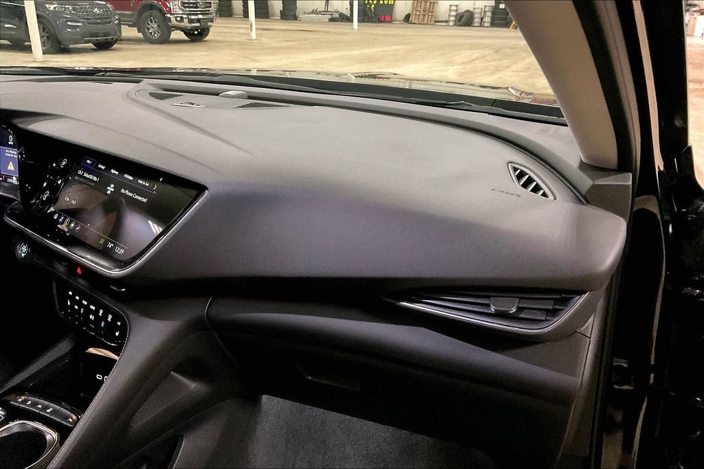 Used 2023 Buick Envision Essence AWD/4WD image 15