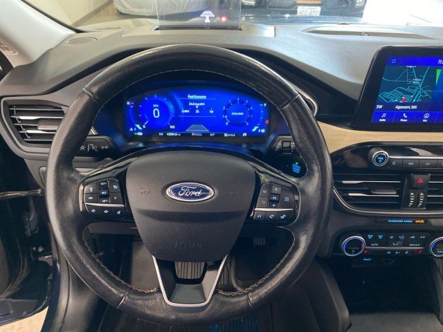 Certified 2021 Ford Escape Titanium w/ Titanium Elite Package AWD/4WD image 19