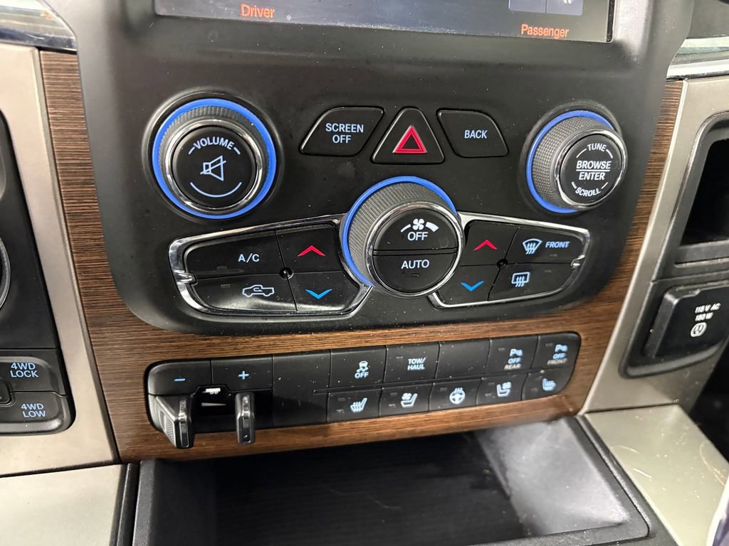 Used 2017 RAM 1500 Laramie w/ Convenience Group AWD/4WD image 19