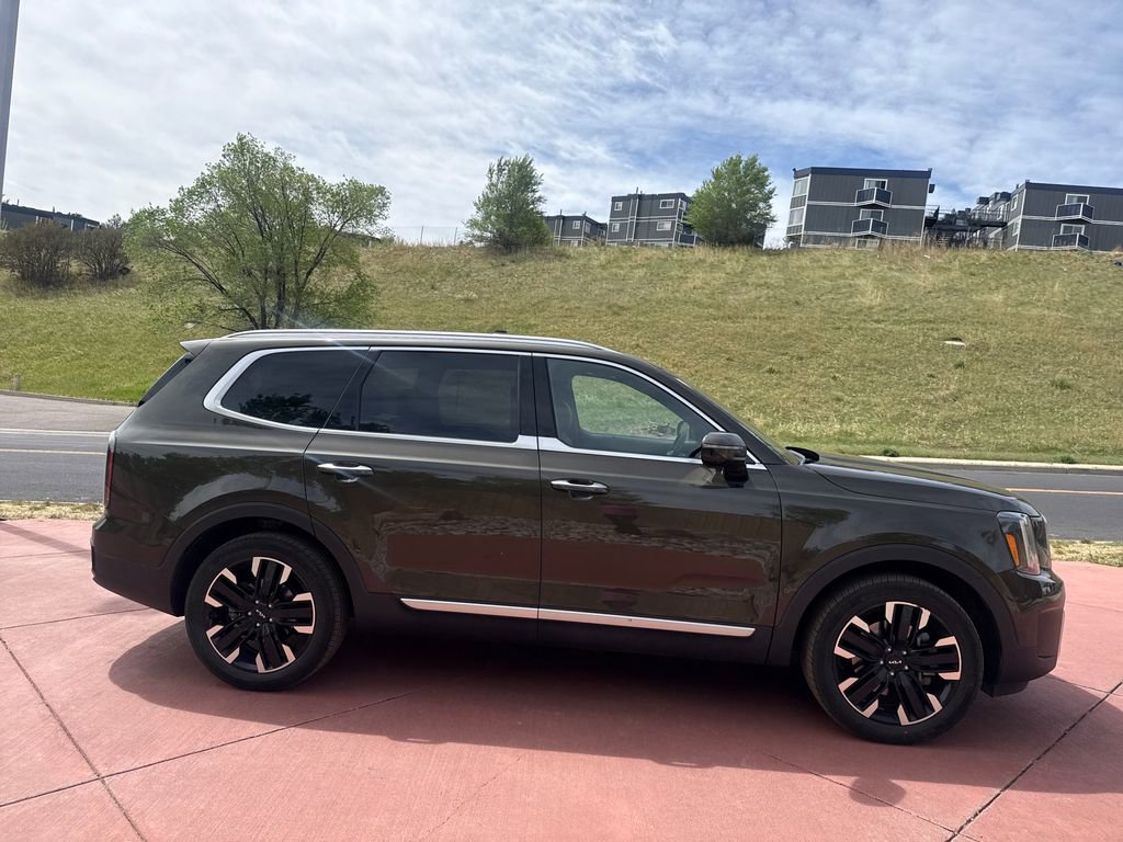 Used 2024 Kia Telluride SX Prestige AWD/4WD image 9