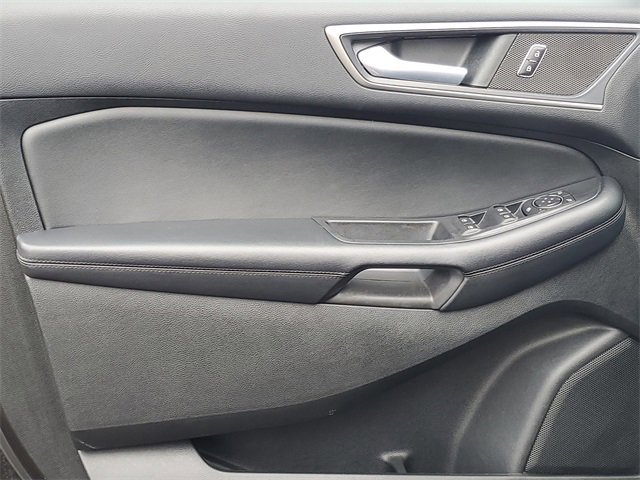 Certified 2022 Ford Edge SEL w/ Convenience Package image 9