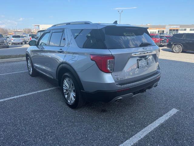 Certified 2022 Ford Explorer Limited w/ Equipment Group 301A image 3