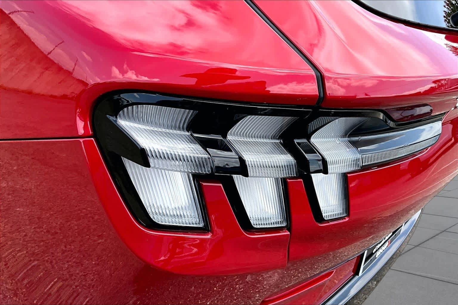 Certified 2021 Ford Mustang Mach-E Premium AWD/4WD image 27