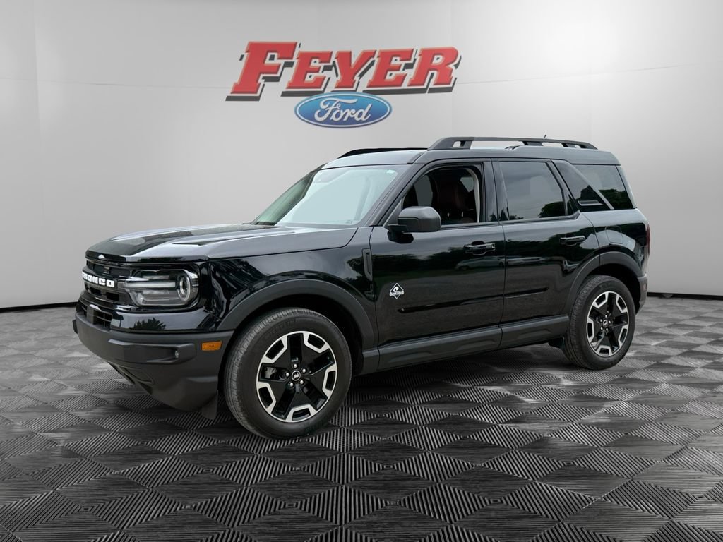 Certified 2023 Ford Bronco Sport Outer Banks w/ Tech Package AWD/4WD image 1