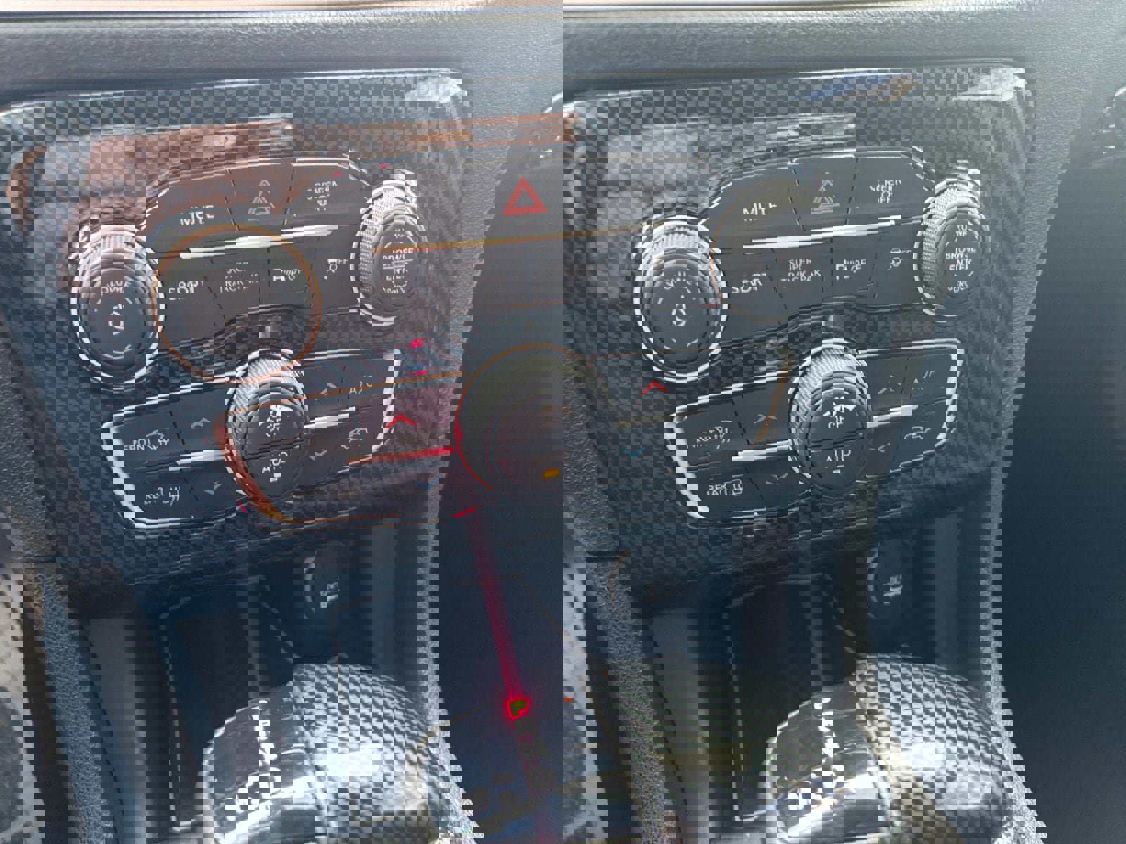 Used 2021 Dodge Charger R/T w/ Blacktop Package image 43