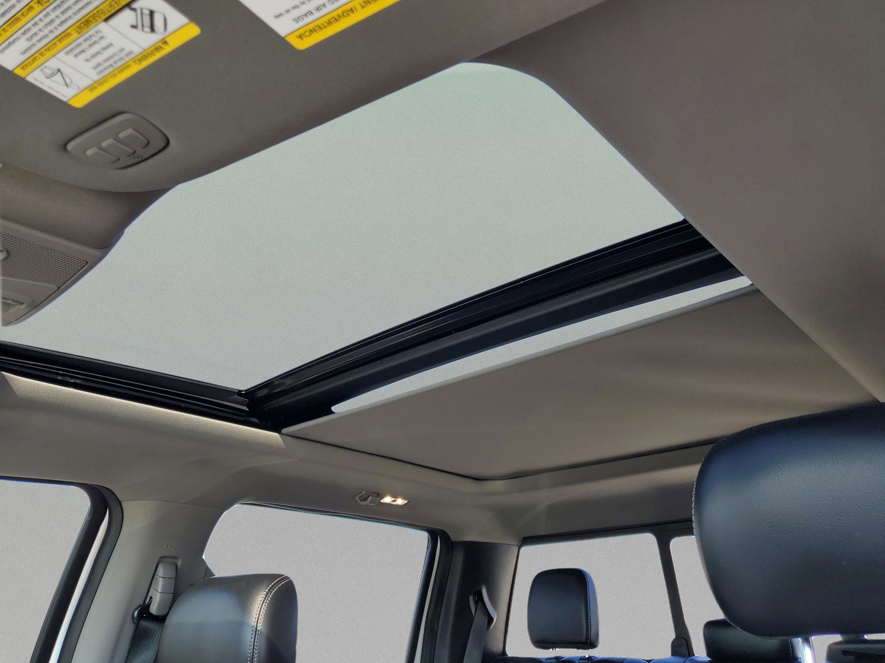 Certified 2019 Ford F150 Lariat w/ Equipment Group 502A Luxury image 35