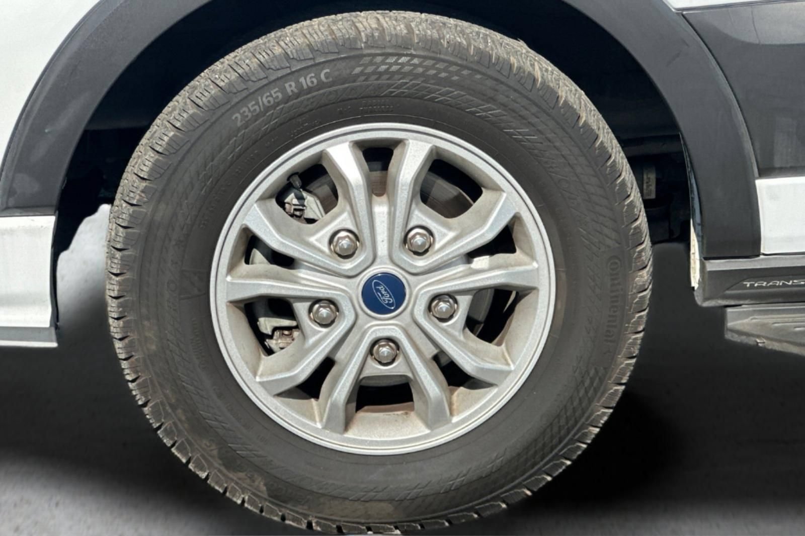 Certified 2021 Ford Transit 350 XLT RWD image 24