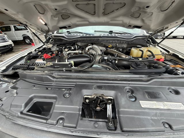 Certified 2020 Ford F550 4x4 Crew Cab Super Duty image 21