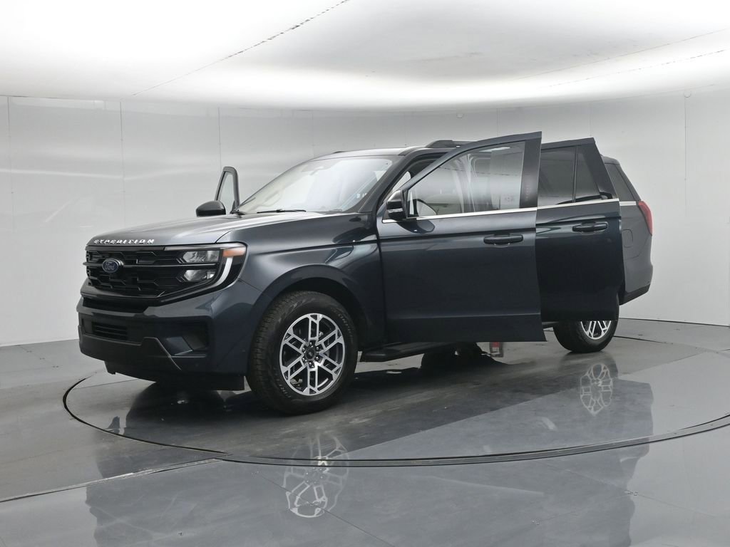 Certified 2025 Ford Expedition Max Active AWD/4WD image 35