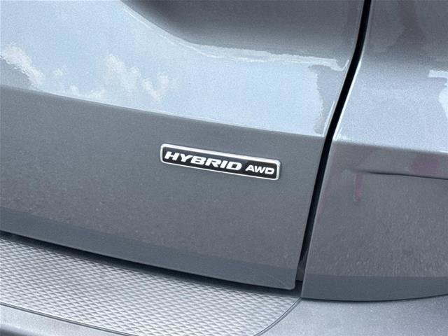 Certified 2023 Ford Escape Platinum w/ Premium Technology Package AWD/4WD image 9