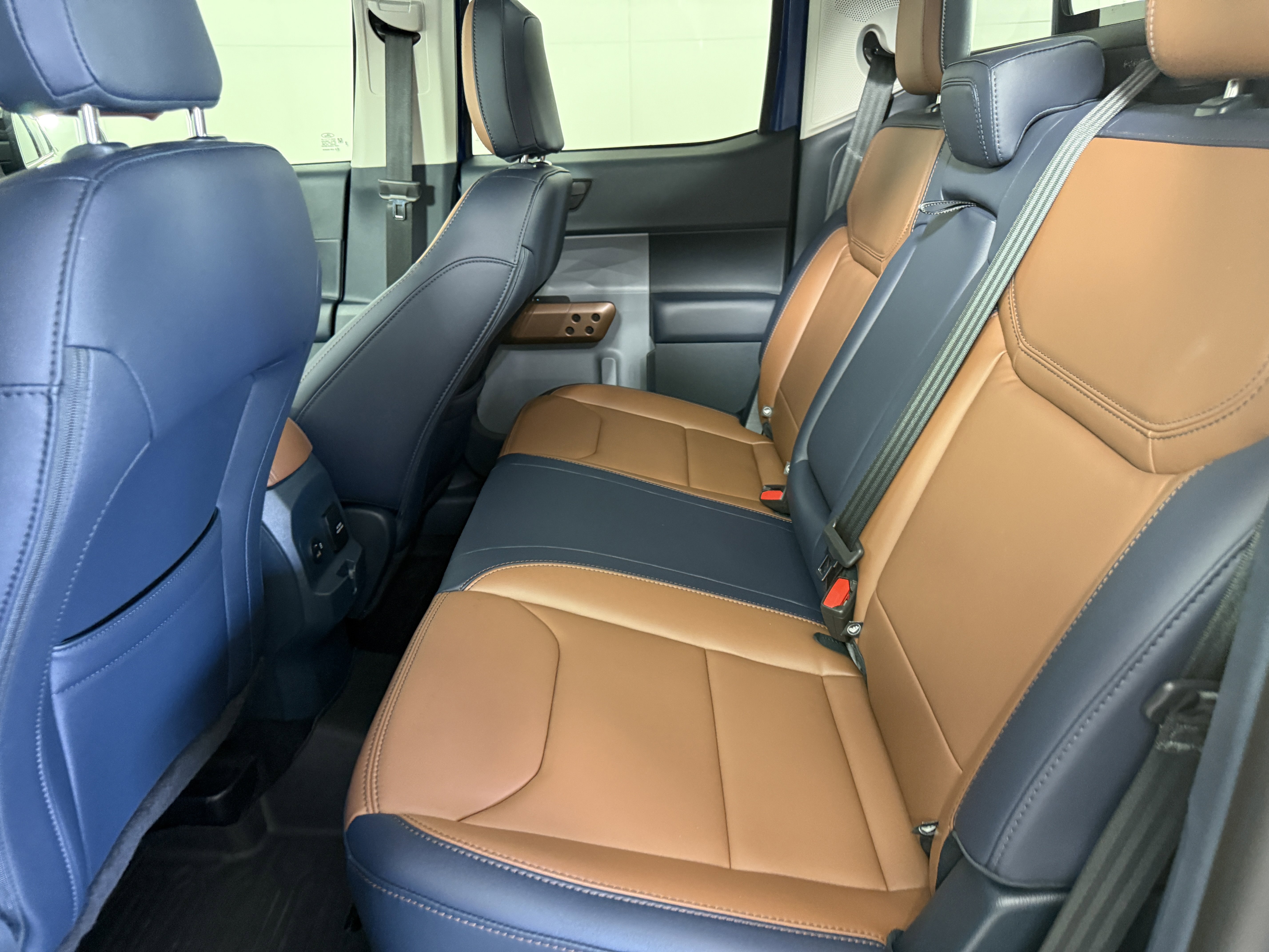 Certified 2024 Ford Maverick Lariat w/ FX4 Off-Road Package image 15