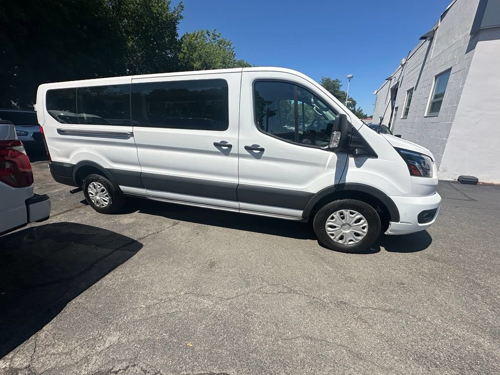 Certified 2023 Ford Transit 350 XLT RWD image 4