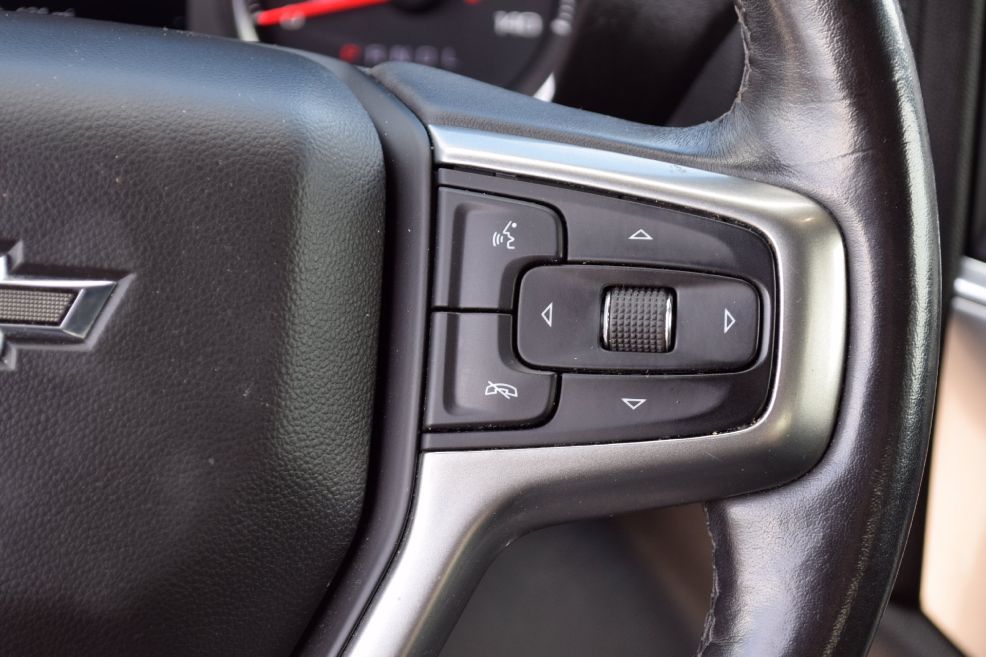 Used 2021 Chevrolet Silverado 1500 RST w/ Safety Package AWD/4WD image 7
