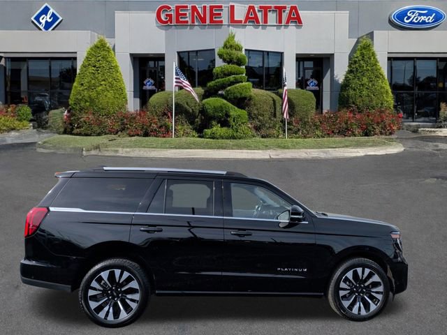Certified 2025 Ford Expedition Platinum w/ Driver's Package AWD/4WD image 9