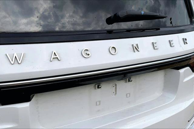 Used 2024 Jeep Wagoneer Series II w/ Flexible Seating Group AWD/4WD image 30