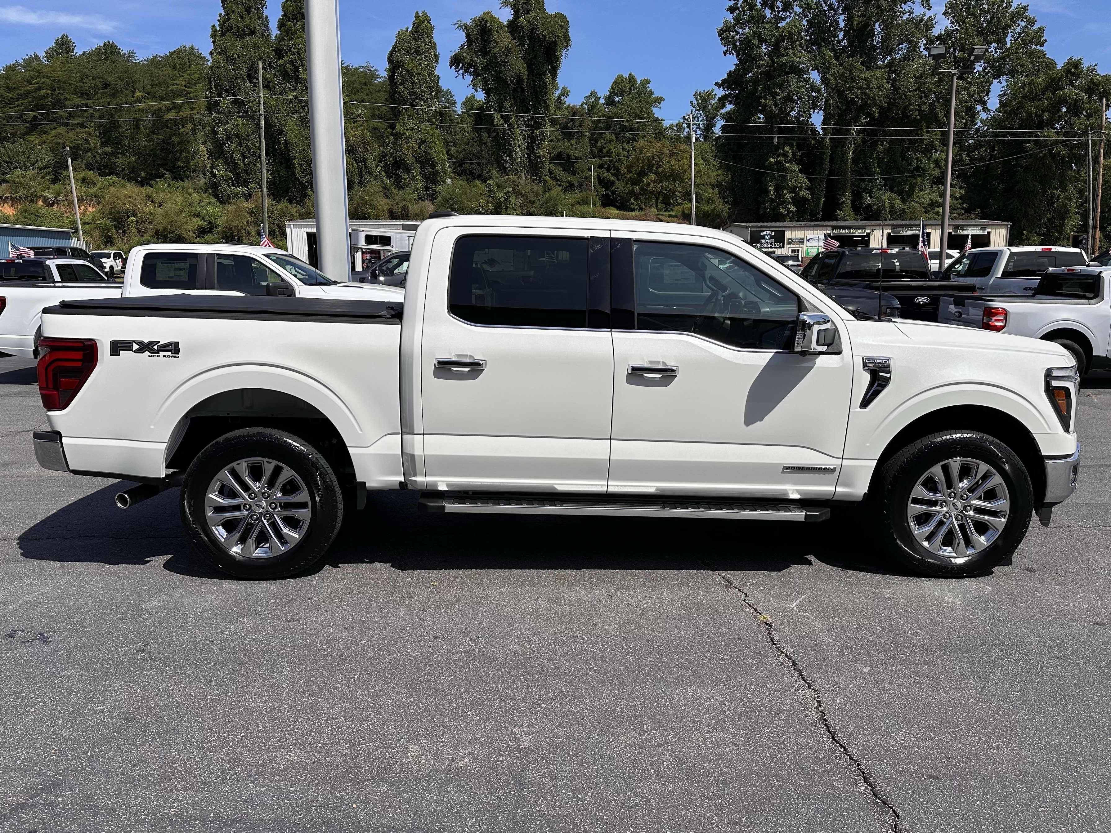 Certified 2024 Ford F150 Lariat w/ FX4 Off-Road Package AWD/4WD image 5