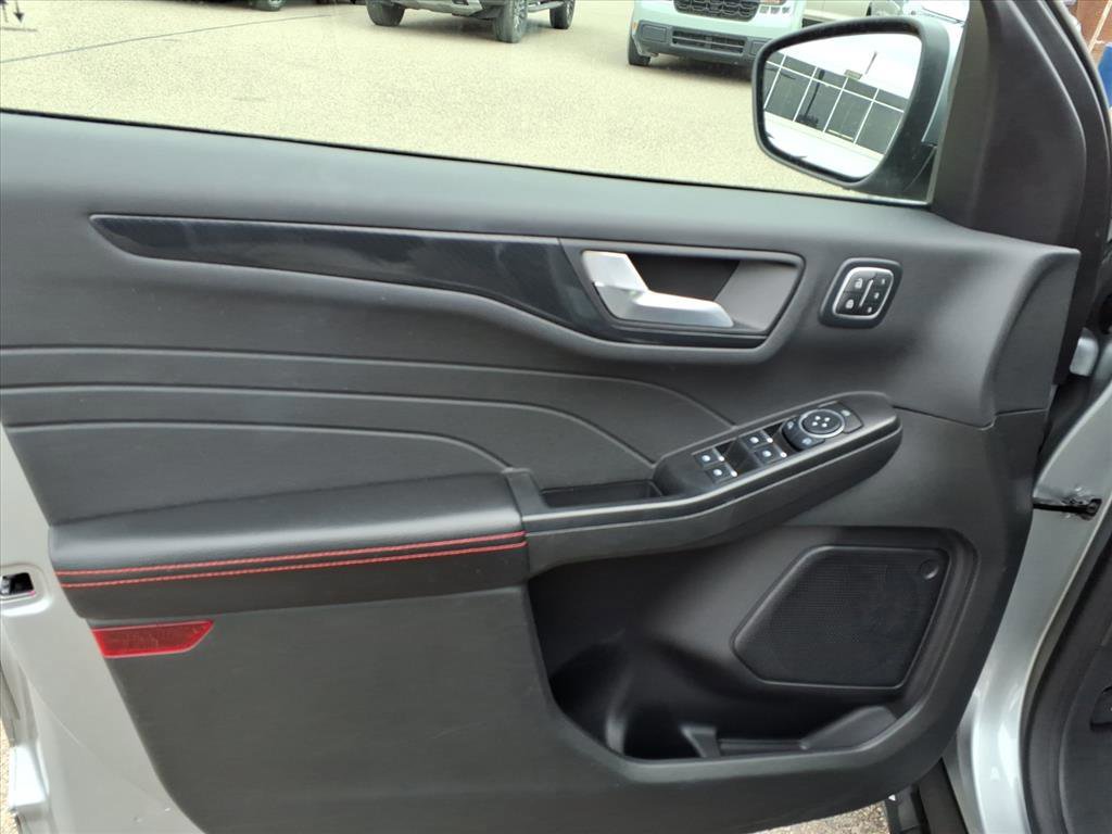 Certified 2023 Ford Escape ST-Line Elite image 13