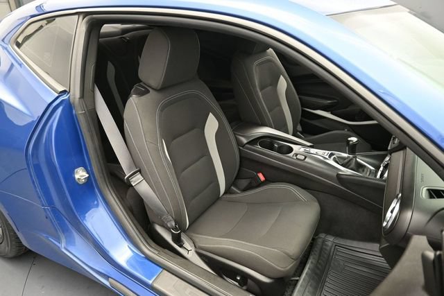 Used 2019 Chevrolet Camaro LS RWD image 31