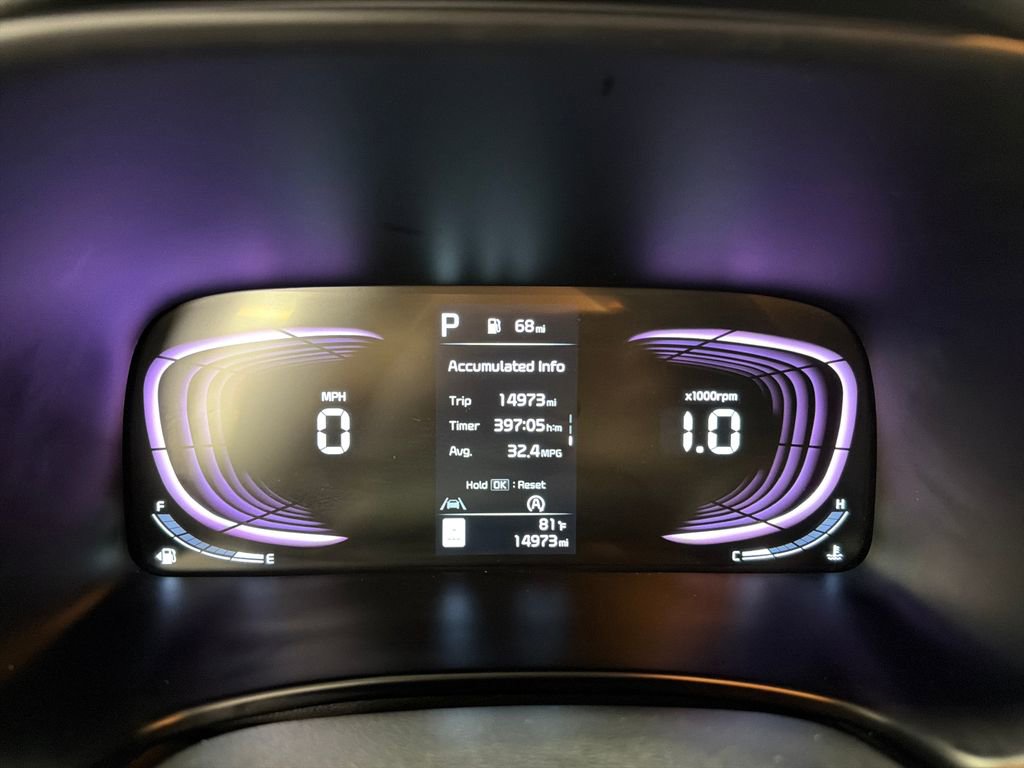 Used 2025 Kia Soul LX w/ LX Technology Package FWD image 22