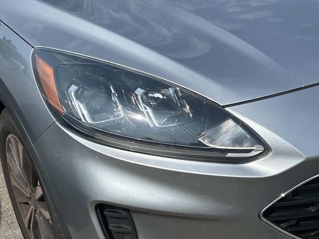 Certified 2022 Ford Escape SE w/ SE Sport Appearance Package FWD image 4