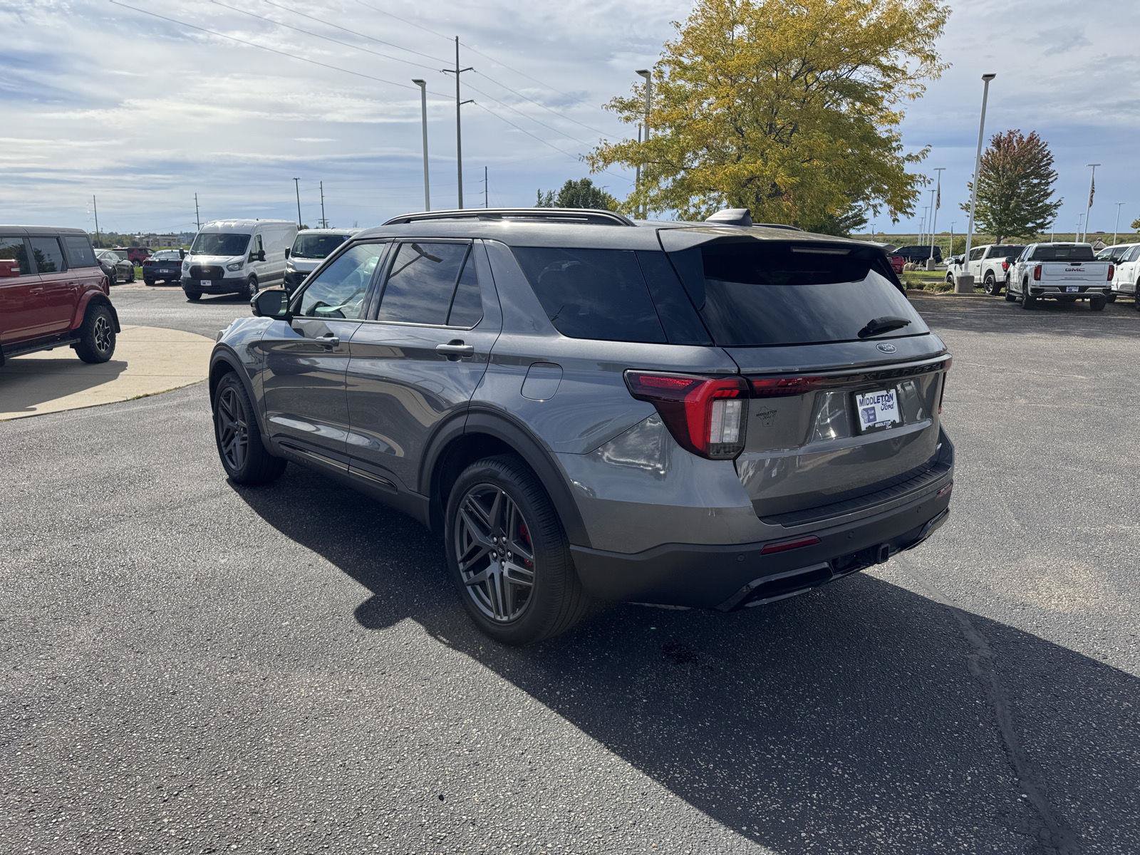 Certified 2025 Ford Explorer ST-Line w/ ST-Line Street Pack AWD/4WD image 7