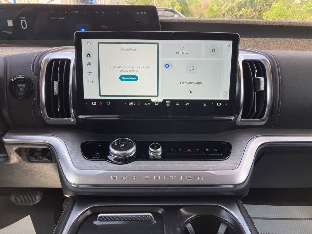 Certified 2025 Ford Expedition Max Platinum AWD/4WD image 16