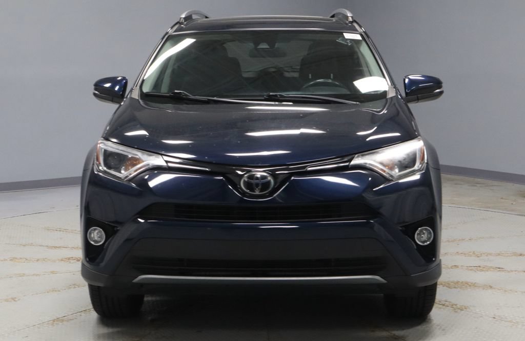 Used 2018 Toyota RAV4 XLE w/ Plus Extra Value Package FWD image 6