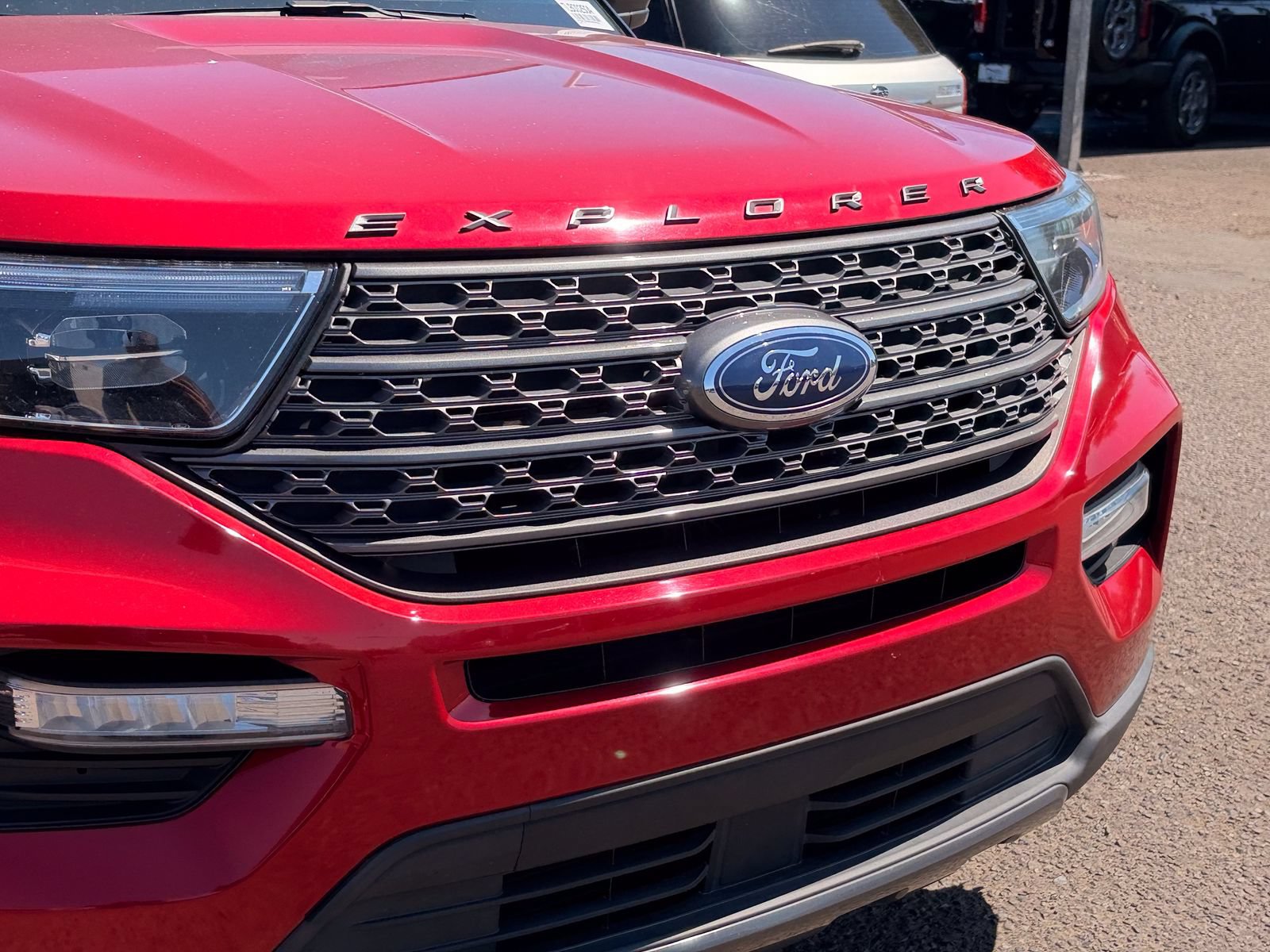 Certified 2021 Ford Explorer XLT w/ Equipment Group 202A RWD image 4