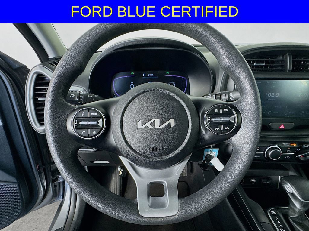 Used 2025 Kia Soul LX w/ LX Technology Package image 11