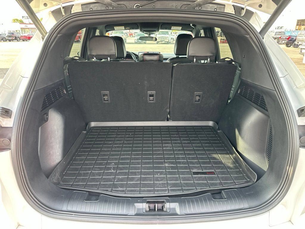 Certified 2024 Ford Escape ST-Line Select w/ Tech Pack #1 AWD/4WD image 9