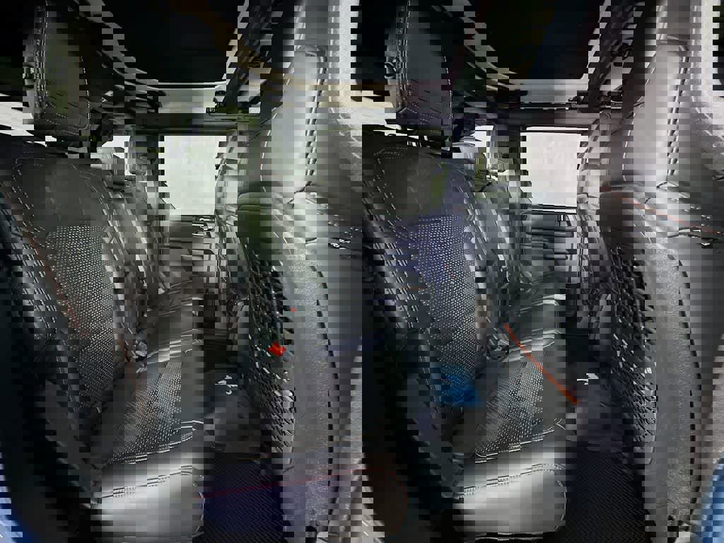 Certified 2025 Ford Bronco Raptor w/ Interior Carbon Fiber Pack image 31