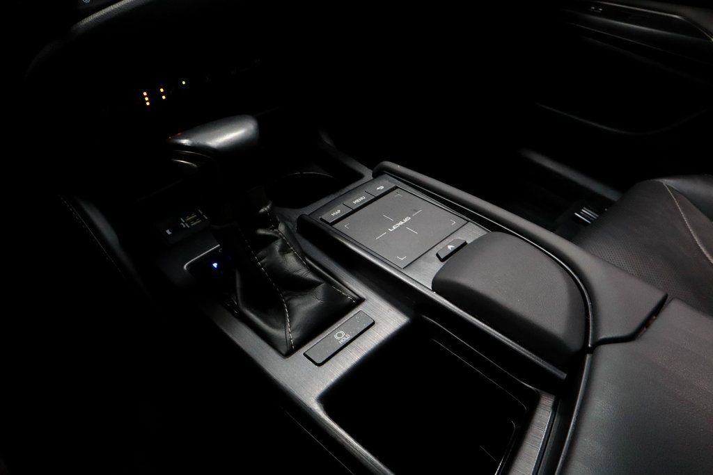 Used 2019 Lexus ES 350 Luxury image 31