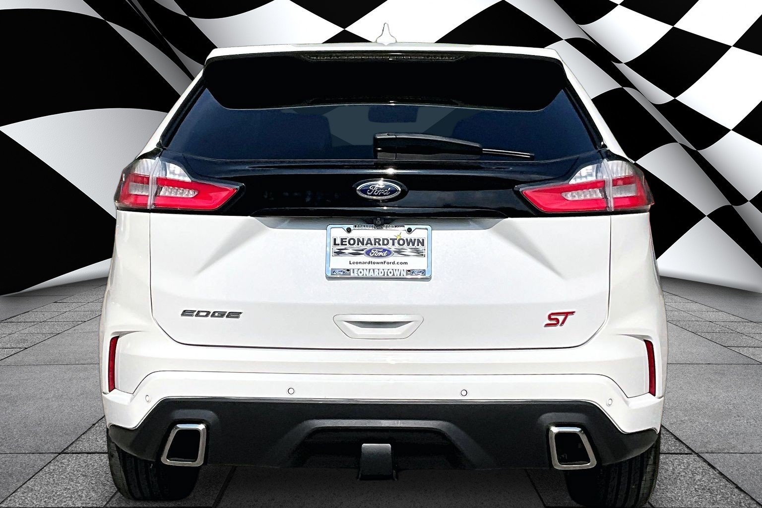Certified 2020 Ford Edge ST w/ Cold Weather Package AWD/4WD image 4
