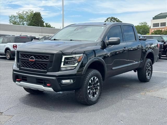 Used 2021 Nissan Titan PRO-4X AWD/4WD image 8