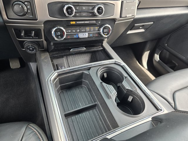 Certified 2022 Ford F350 Platinum w/ FX4 Off-Road Package AWD/4WD image 18