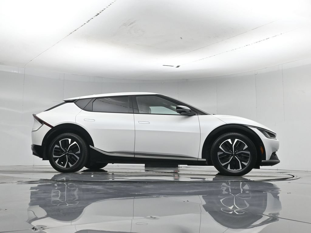 Used 2023 Kia EV6 Wind w/ Wind Technology Package AWD/4WD image 50