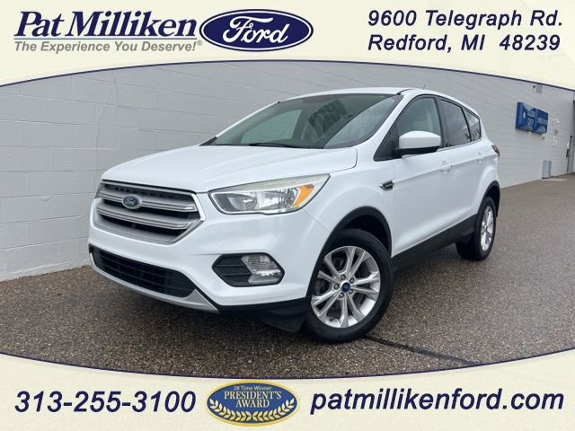 Certified 2019 Ford Escape SE image 5