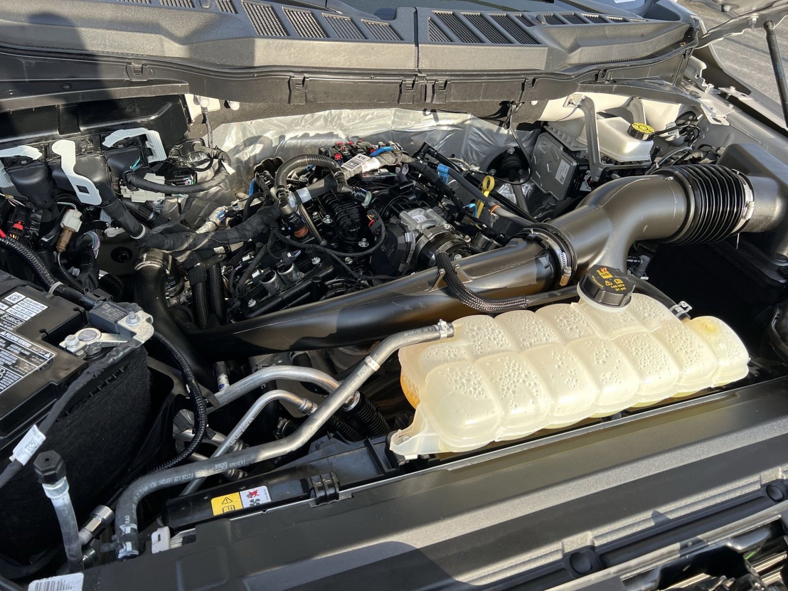 Certified 2025 Ford F150 XLT w/ Equipment Group 301A Standard image 34