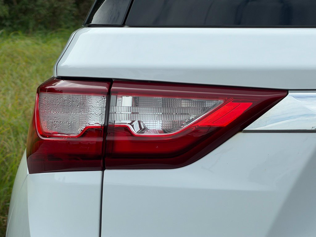 Used 2021 Chevrolet Traverse LT FWD image 7