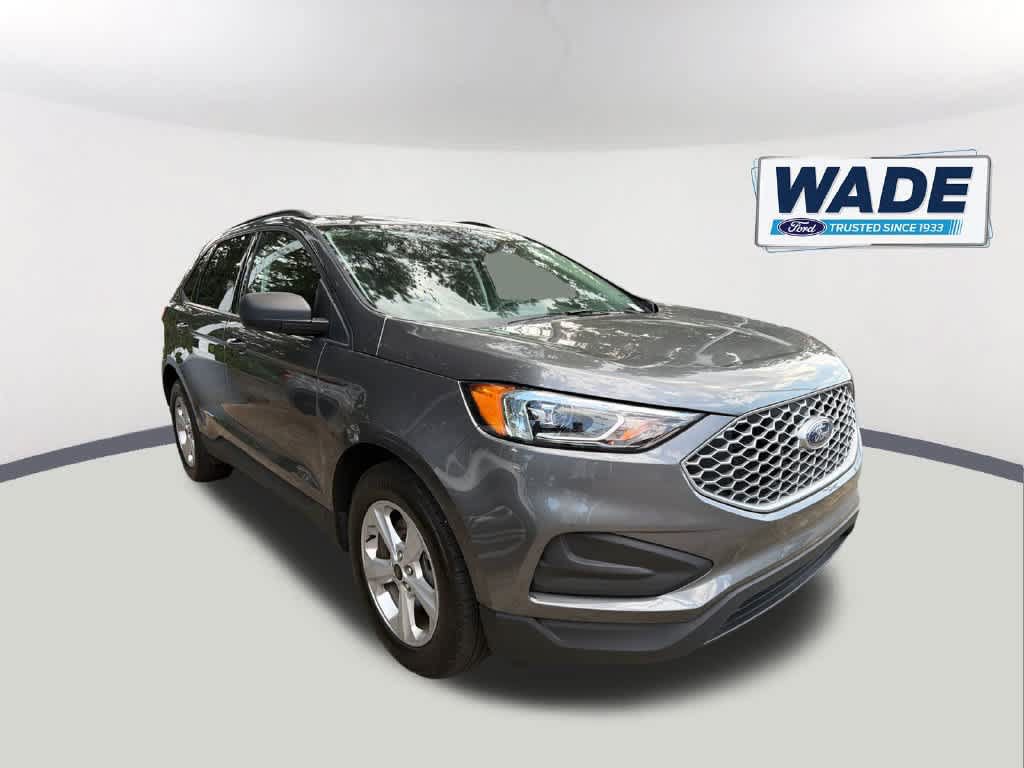 Certified 2024 Ford Edge SE w/ Cargo Accessory Package AWD/4WD image 3