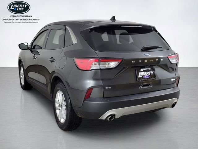 Certified 2020 Ford Escape SE image 3
