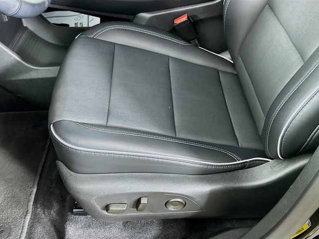 Used 2025 Buick Enclave Preferred FWD image 27