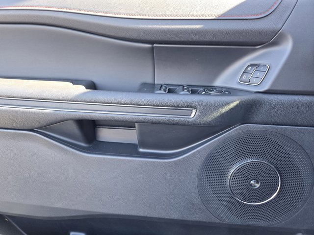 Certified 2023 Ford Expedition Limited image 20