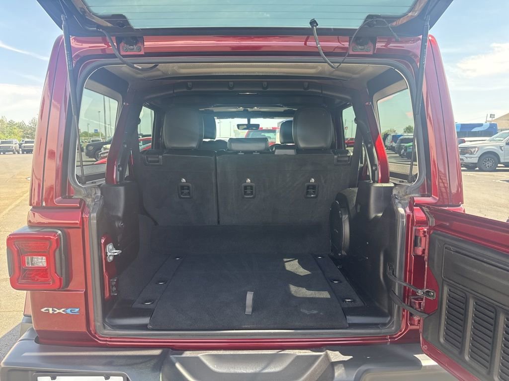 Used 2021 Jeep Wrangler Unlimited Sahara w/ Cold Weather Group image 44